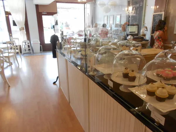 Fort Walton Beach, FL 32548,128 SW Miracle Strip Parkway  #A