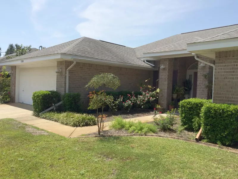 1759 Marseille Drive, Gulf Breeze, FL 32563