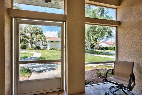 Miramar Beach, FL 32550,28 Captiva Circle  #28