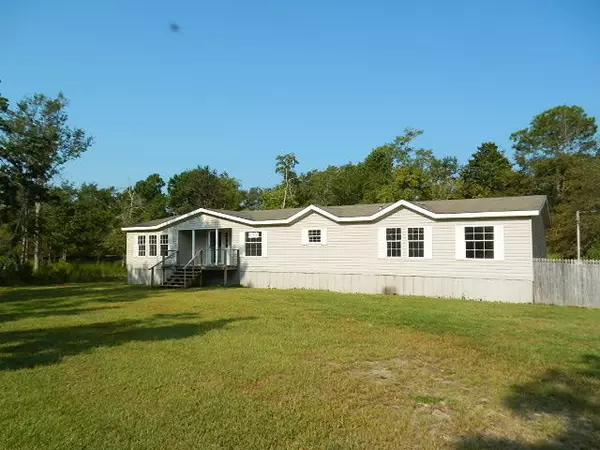 730 Old Jolly Bay Road, Freeport, FL 32439