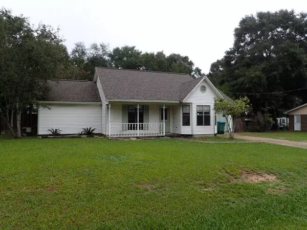 116 Springwood Circle, Crestview, FL 32536