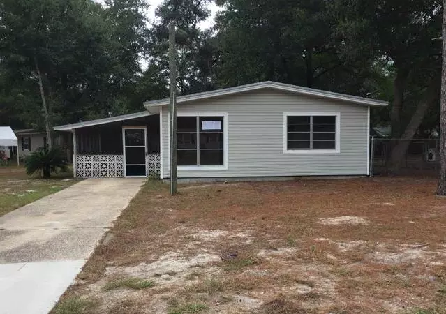 303 Spencer Dr, Fort Walton Beach, FL 32547