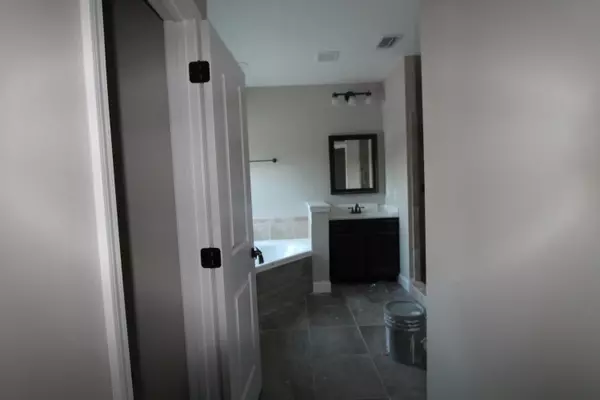 Navarre, FL 32566,2213 TOM Street