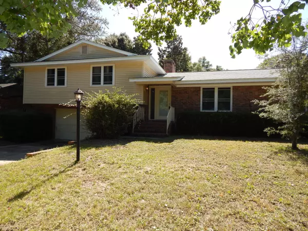 20 Oakdale Road, Fort Walton Beach, FL 32547