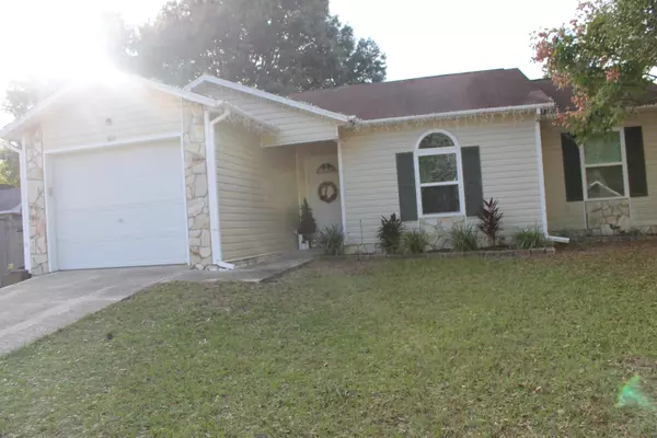 303 GREEN OAK Drive, Crestview, FL 32539