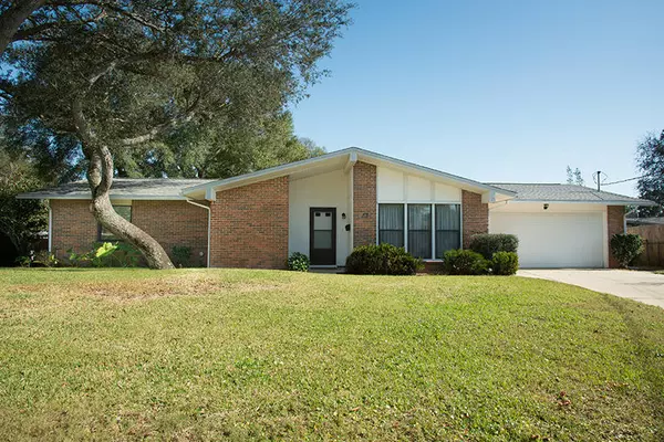 213 NW Glynda Court, Fort Walton Beach, FL 32548