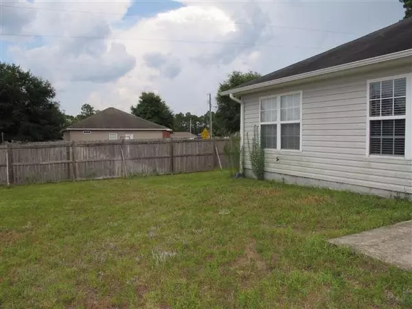 Crestview, FL 32539,4691 Falcon Way