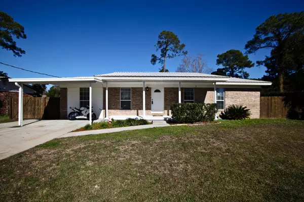 205 NE HUGHES Street, Fort Walton Beach, FL 32548