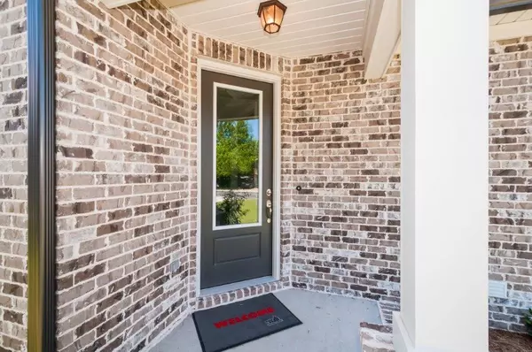 Destin, FL 32541,206 Beach Drive  #2