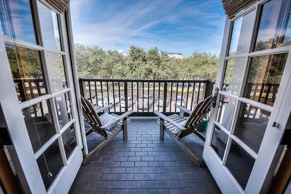 34 N Barrett Square  #2A, Rosemary Beach, FL 32461