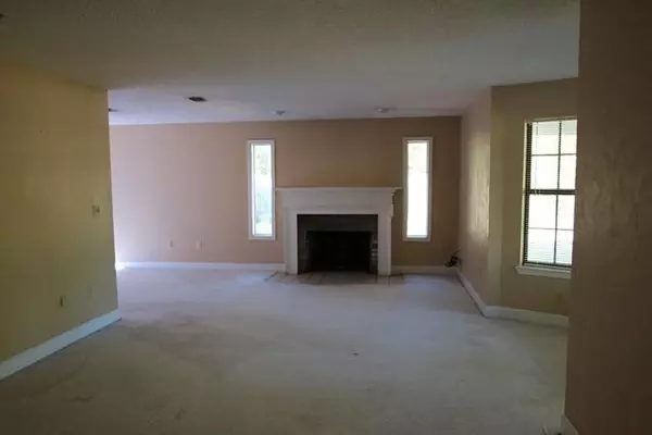 Crestview, FL 32536,103 NAVAJO