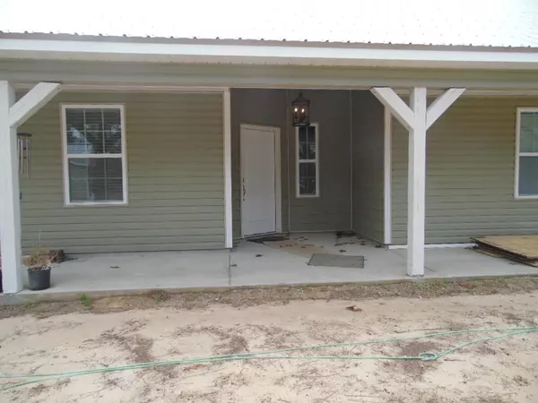 Defuniak Springs, FL 32433,322 Blackfoot Drive