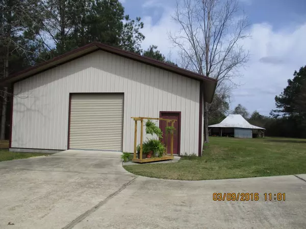 Laurel Hill, FL 32567,7695 Frank Campbell Road