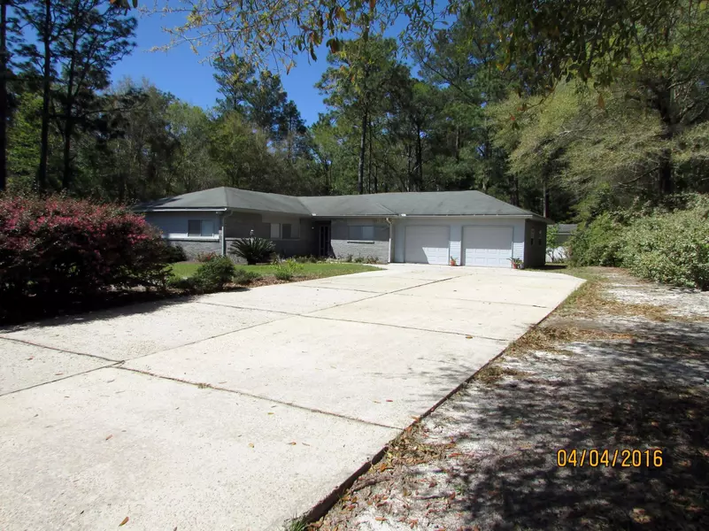 128 Pine Hill Drive, Defuniak Springs, FL 32435