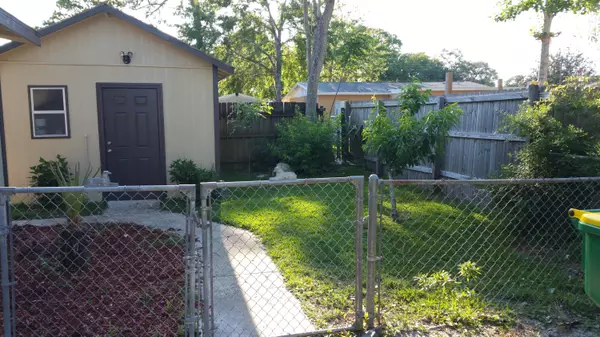 Mary Esther, FL 32569,211 Annabelle Drive