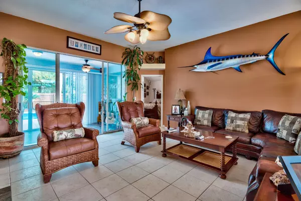 Destin, FL 32541,438 Ridge Wood Circle