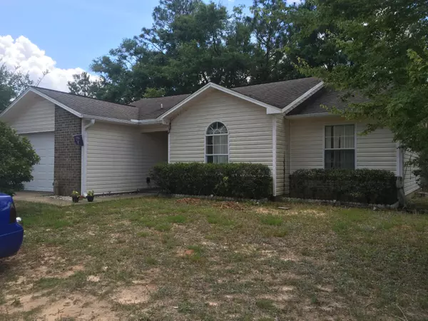 103 Oak Terrace Drive, Crestview, FL 32539