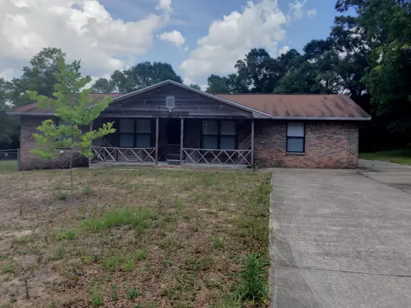 Defuniak Springs, FL 32433,104 N 20Th Street