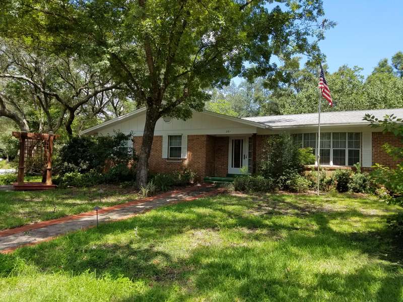 281 E Ferndell Avenue, Valparaiso, FL 32580