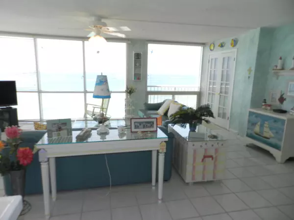 Destin, FL 32541,900 Gulf Shore Drive  #2096