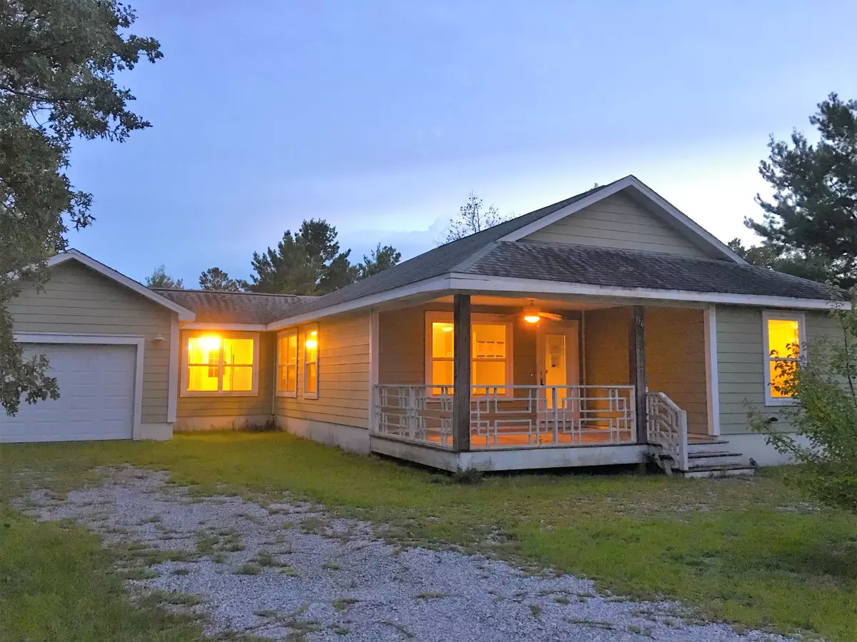 Defuniak Springs, FL 32433,156 ROSEWOOD Lane