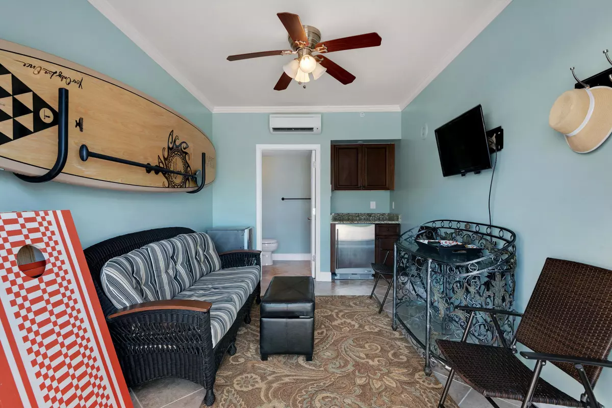 Destin, FL 32541,15400 Emerald Coast Parkway  #UNIT 112