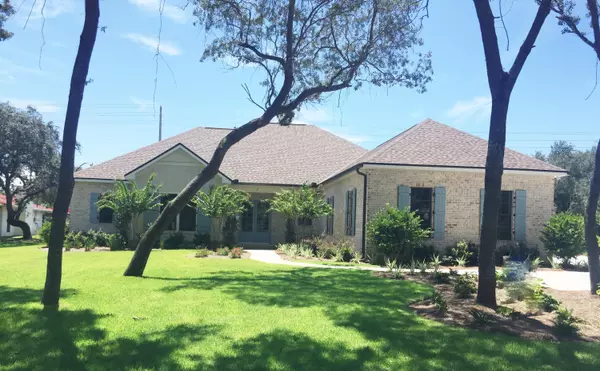 601 Finnegan Way, Niceville, FL 32578