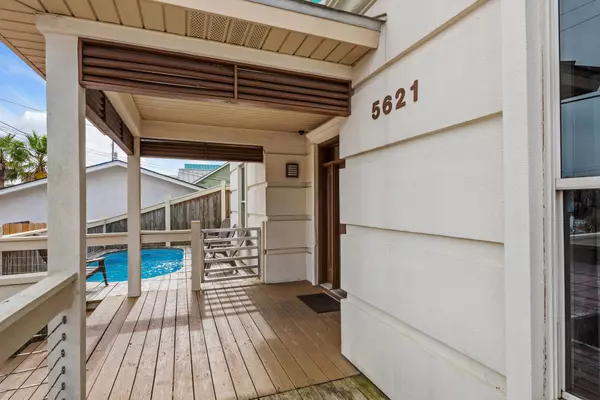 Panama City Beach, FL 32408,5621 Gulf Drive Drive