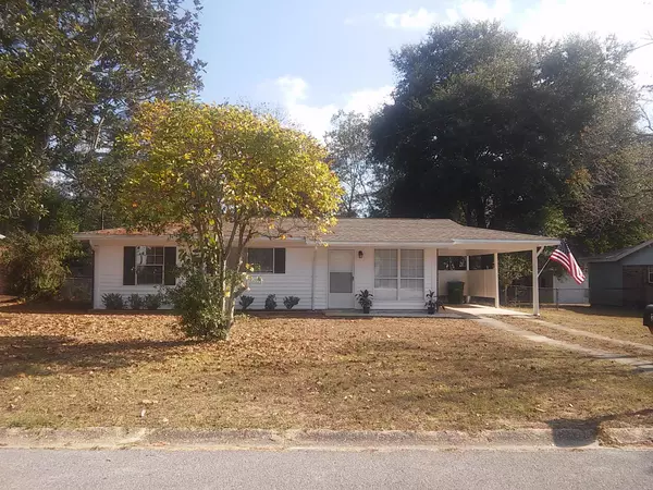 207 Amellia Place, Crestview, FL 32539