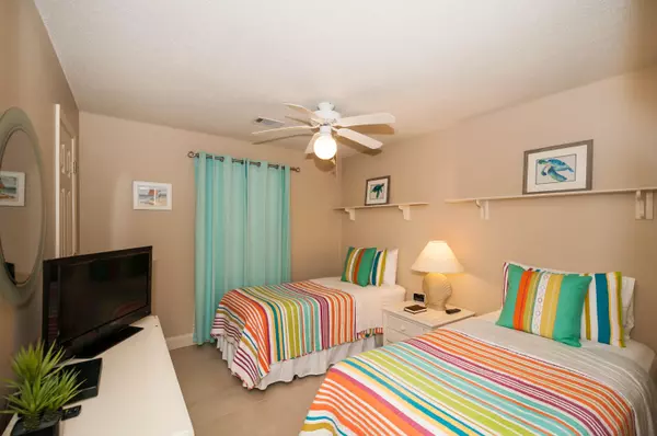 Navarre, FL 32566,7468 Sunset Harbor Drive  #APT 214