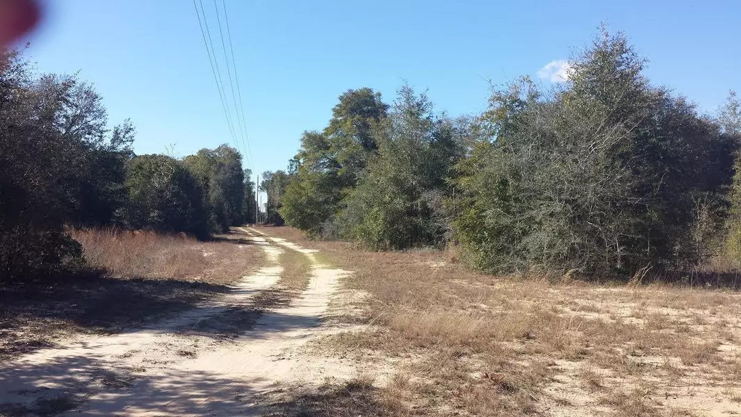 20301 RING Road, Fountain, FL 32438