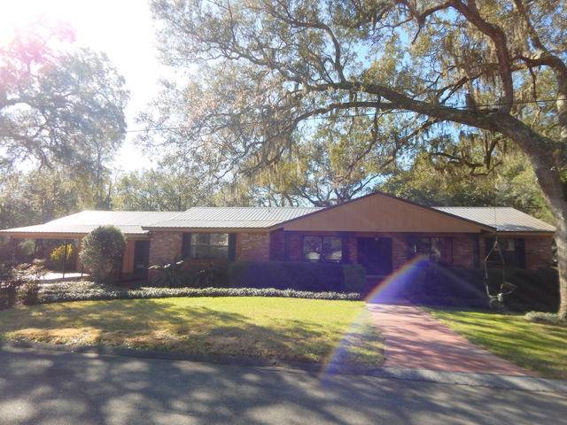 1039 Christy Drive, Niceville, FL 32578