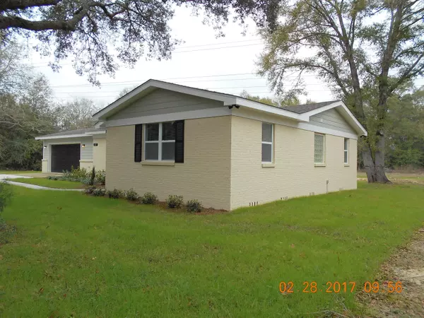 Crestview, FL 32539,3117 Aplin Road