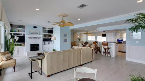 Miramar Beach, FL 32550,675 Scenic Gulf Drive  #702A