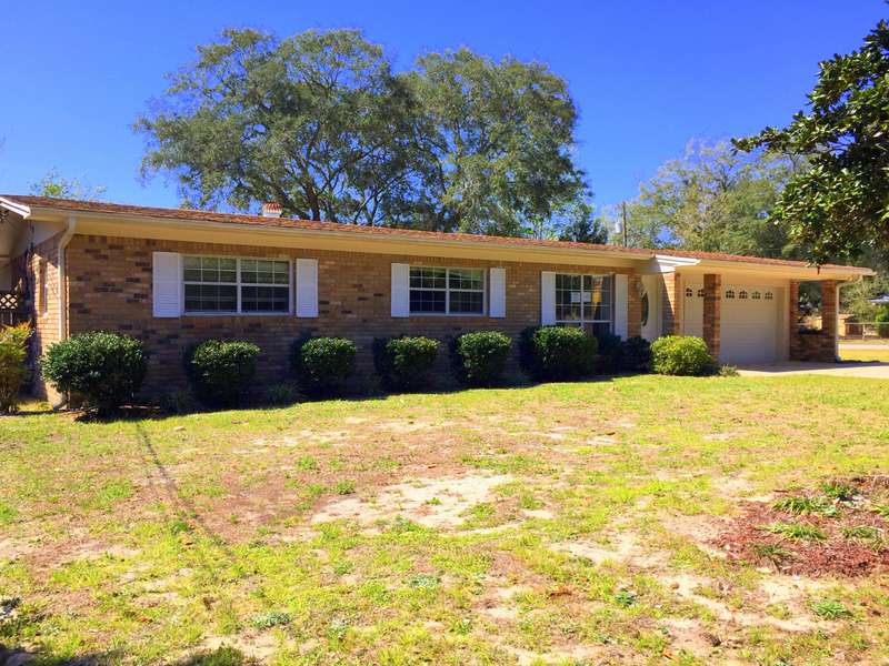 102 NE Mooney Road, Fort Walton Beach, FL 32547