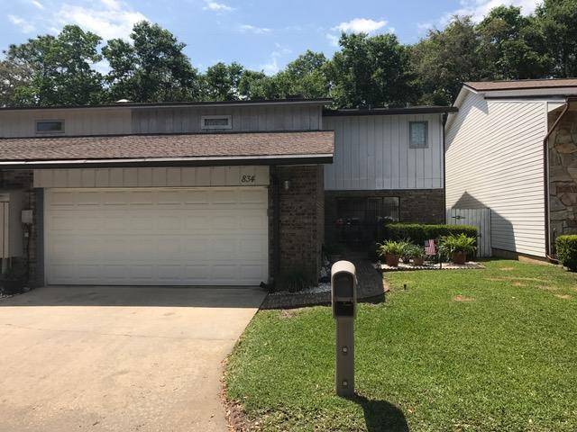 834 Holbrook Circle, Fort Walton Beach, FL 32547