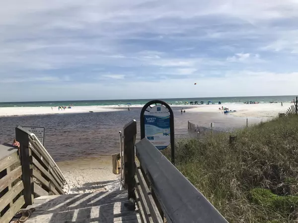 Santa Rosa Beach, FL 32459,338 S Gulf Drive