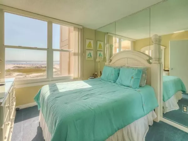 Destin, FL 32541,480 Gulf Shore Drive  #UNIT 405