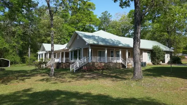 Bonifay, FL 32425,2724 Sherwood Drive