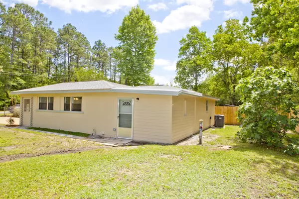 Milton, FL 32583,5369 Black Gate Road