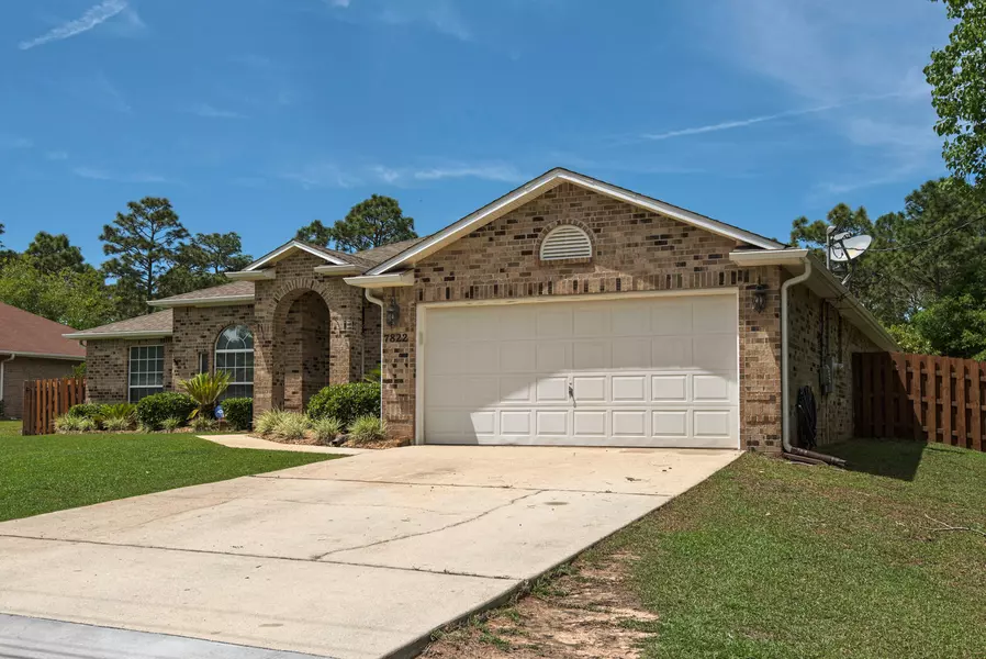 7822 Frankfort Street, Navarre, FL 32566