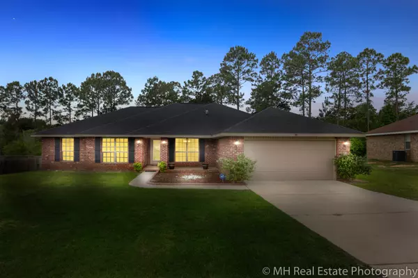 105 Strike Eagle Drive, Crestview, FL 32536