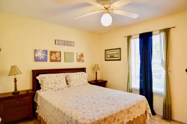 7472 Sunset Harbor Drive  #311,  Navarre,  FL 32566