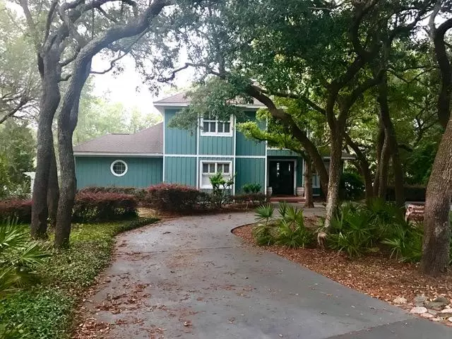 620 N Walton Lakeshore Drive, Panama City Beach, FL 32461