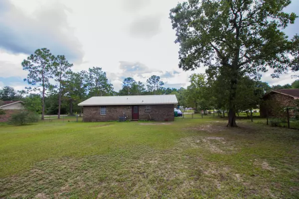 Crestview, FL 32539,3083 N Oak Street