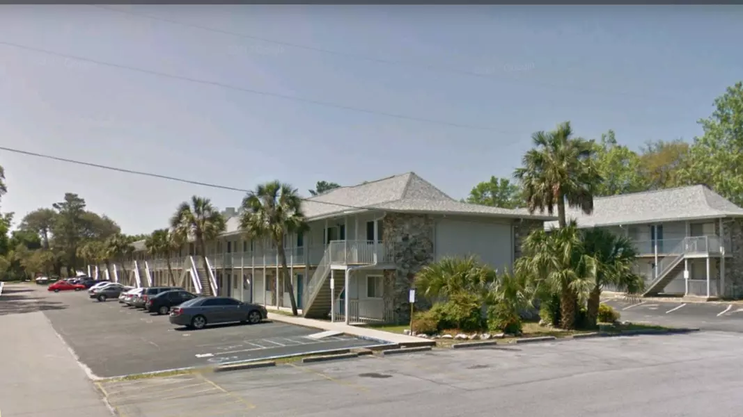 201 E College Boulevard  #UNIT 32, Niceville, FL 32578