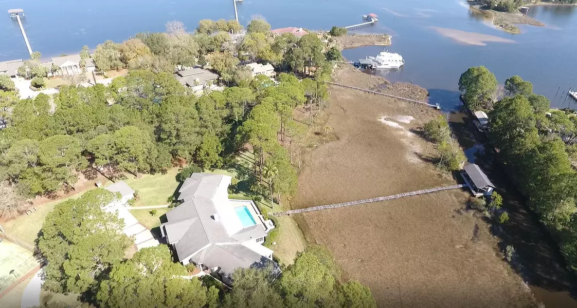 3407 N Harbour Circle, Panama City, FL 32405