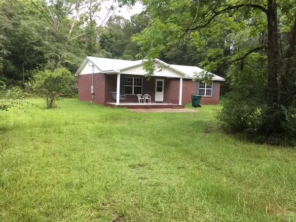 584 Hill Street, Defuniak Springs, FL 32435