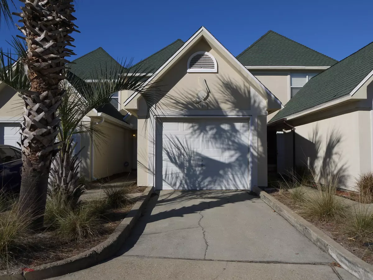 Destin, FL 32541,235 Pelican Place  #11