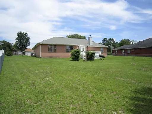 Crestview, FL 32539,422 Shoal Lake Drive